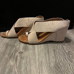 Gentle Souls of Summer